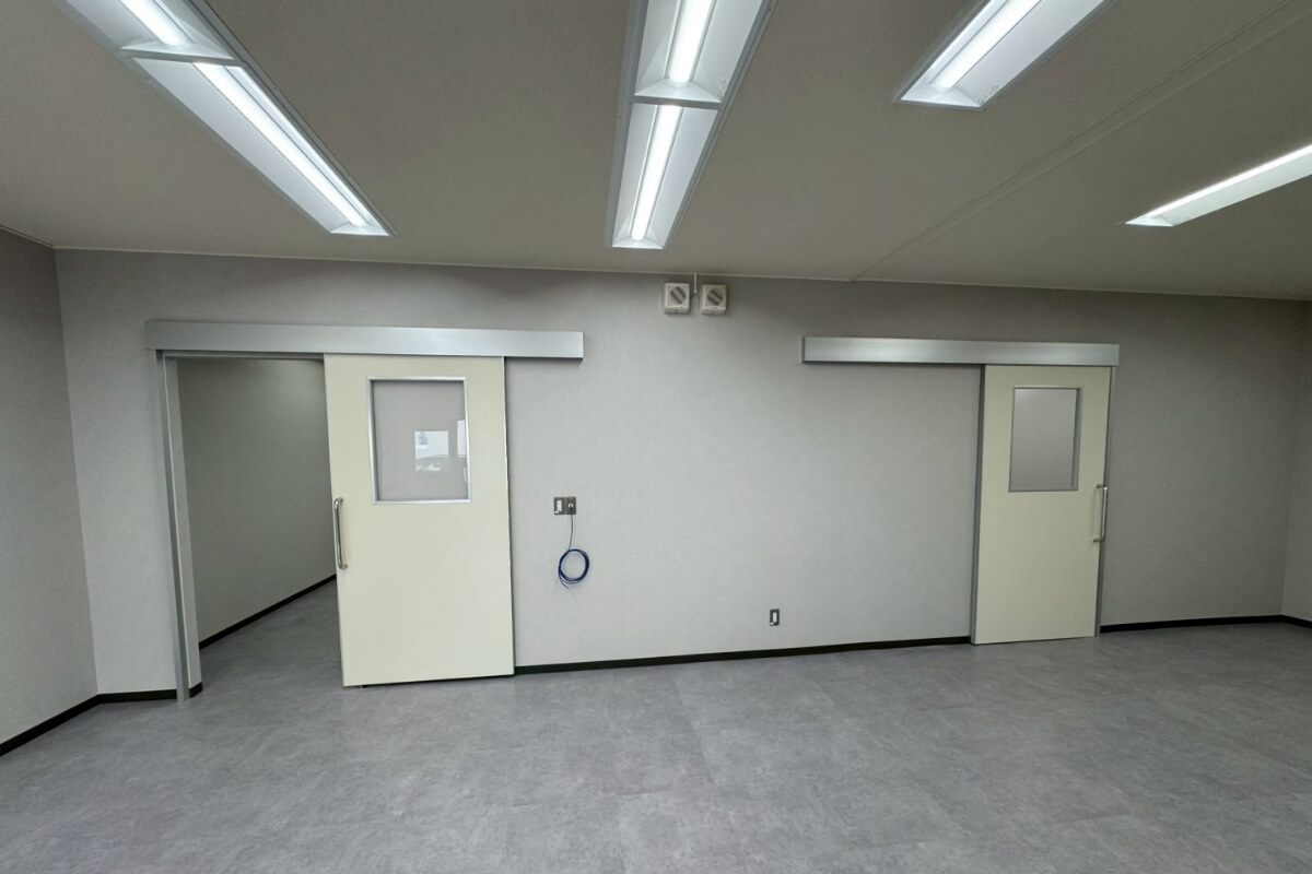 事務所内装 (クロス・床)-01